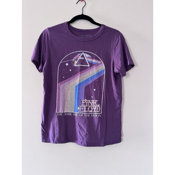 Pink Floyd Dark Side Of The Moon Purple Retro Size Small Shirt Short Sleeve EUC - Picture 1 of 9